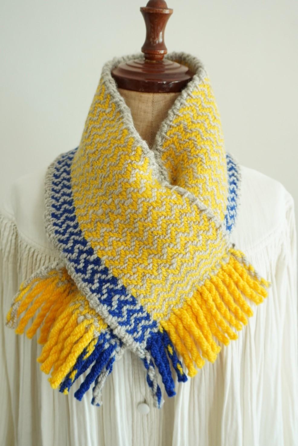 ホームスパン ジグザクちびマフラー黄色×青・ナチュラルライトグレー